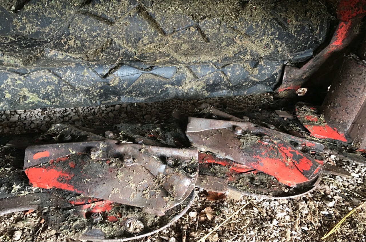 Mähwerk типа Kuhn FC 3115 R FF, Gebrauchtmaschine в MORLHON LE HAUT (Фотография 8)