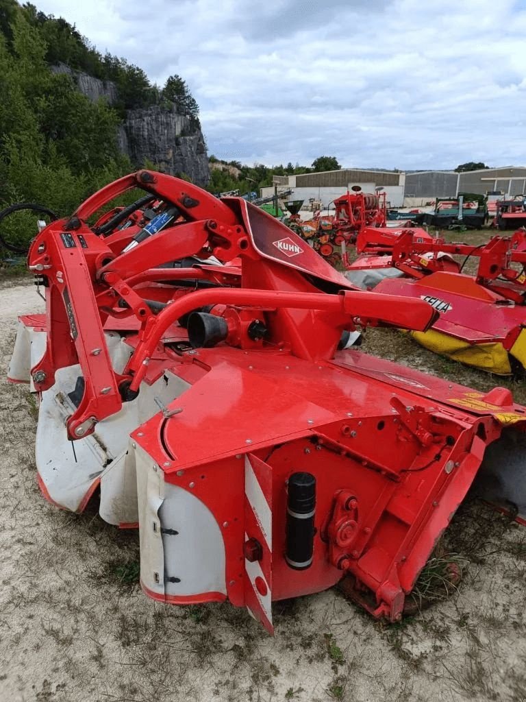 Mähwerk des Typs Kuhn FC 3125 dF-FF, Gebrauchtmaschine in Lérouville (Bild 11)