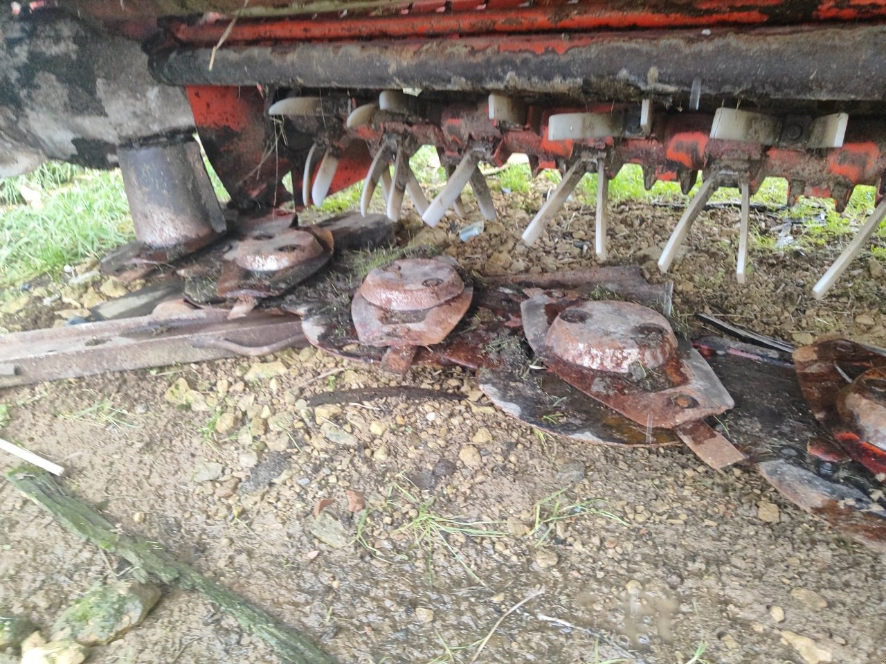 Mähwerk of the type Kuhn FC 313, Gebrauchtmaschine in Eton (Picture 3)