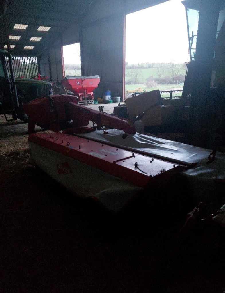 Mähwerk от тип Kuhn FC 314 D, Gebrauchtmaschine в CHEVILLON  (MAIZEROY) (Снимка 4)