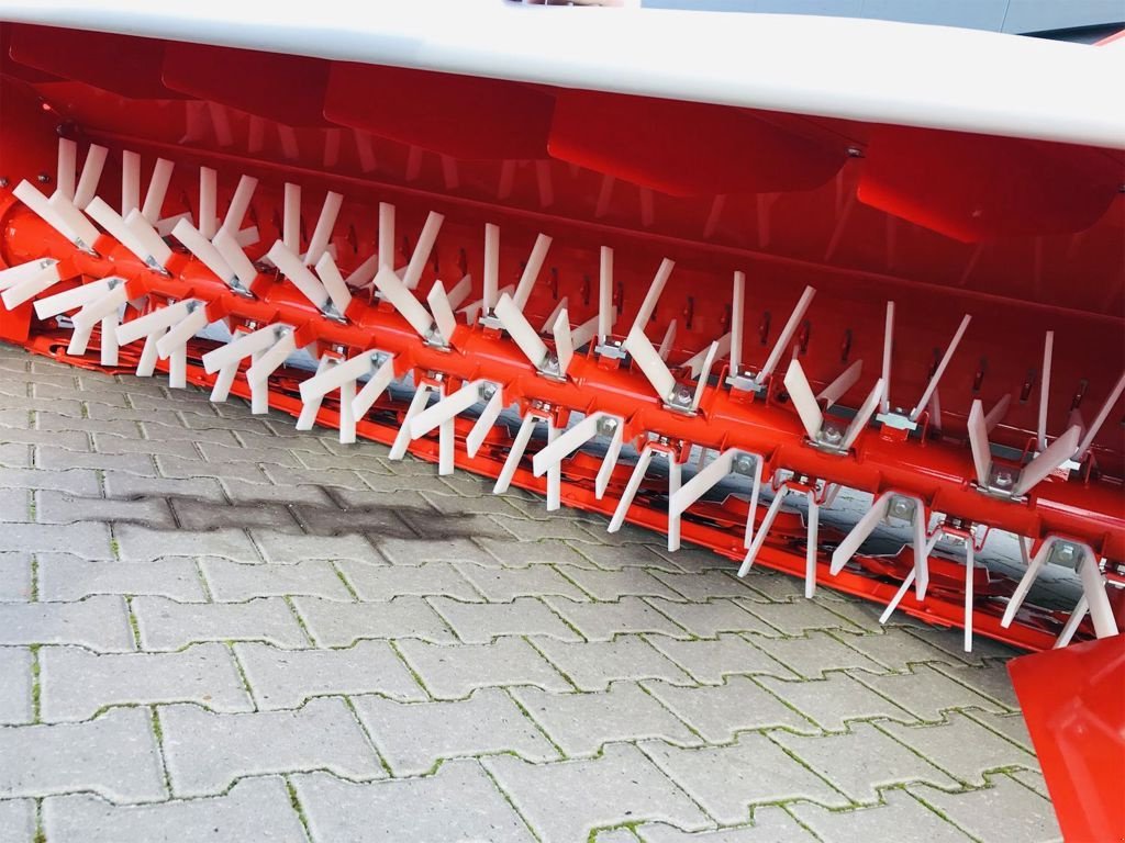 Mähwerk of the type Kuhn FC 314 FF, Neumaschine in Coevorden (Picture 5)