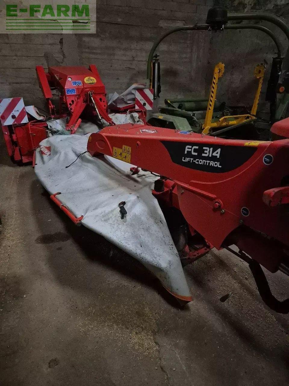 Mähwerk van het type Kuhn fc 314 lift control, Gebrauchtmaschine in CHAUVONCOURT (Foto 4)