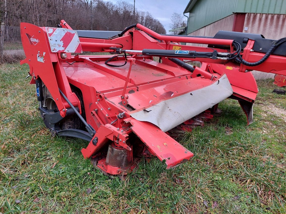 Mähwerk des Typs Kuhn FC 3160 TCR, Gebrauchtmaschine in SAINT LOUP (Bild 3)