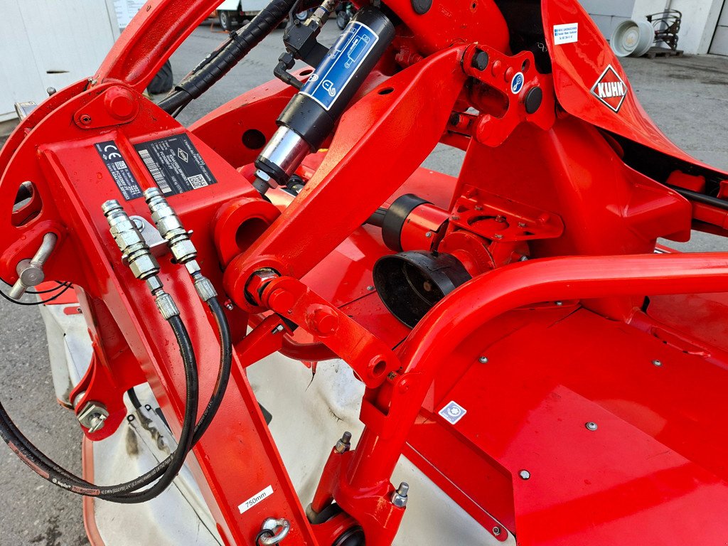 Mähwerk typu Kuhn FC 3525 RF-FF Front-Scheibenmäher, Gebrauchtmaschine v Chur (Obrázek 4)