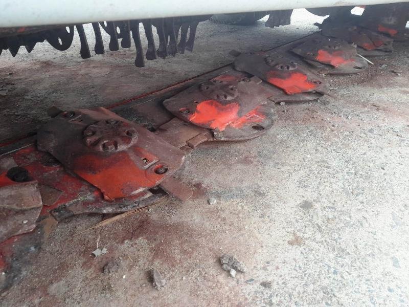 Mähwerk типа Kuhn FC 3560 TCD, Gebrauchtmaschine в SAINT-GERMAIN DU PUY (Фотография 4)