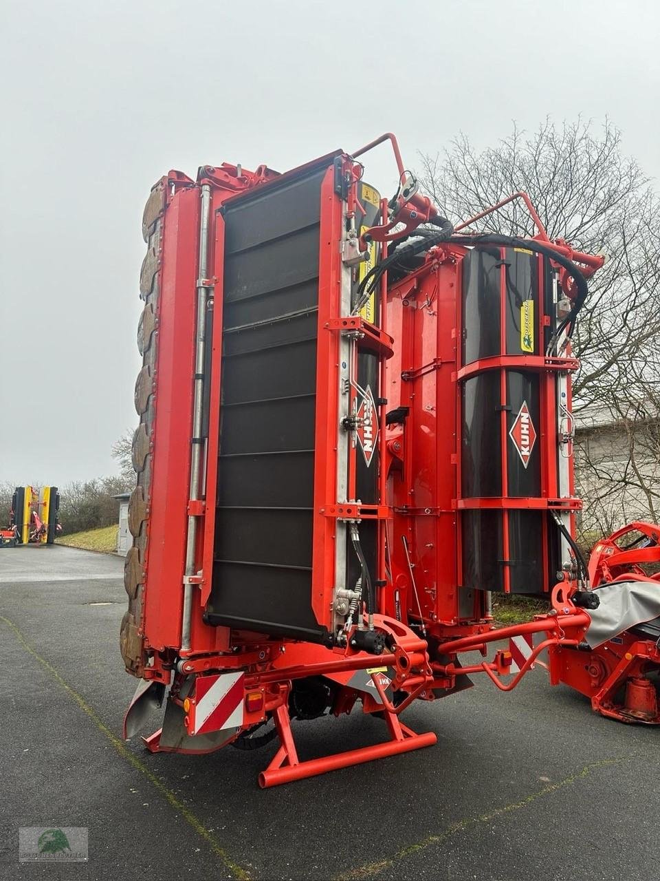 Mähwerk des Typs Kuhn FC 9330 D-RA, Neumaschine in Münchberg (Bild 1)