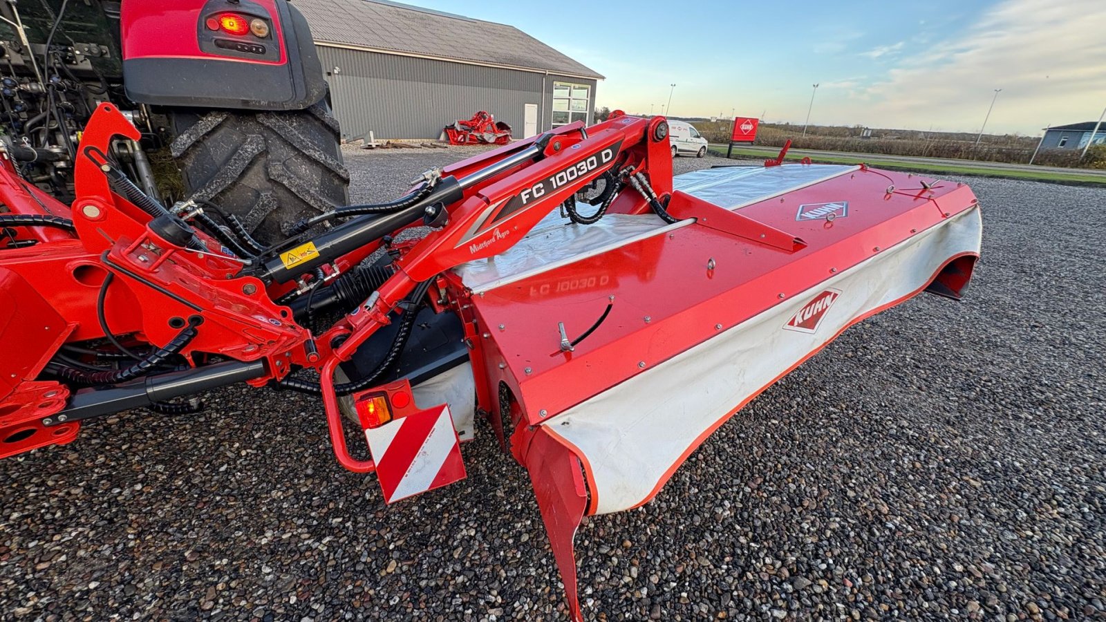 Mähwerk des Typs Kuhn FC10030 + FC3525F  Skårlægger Med stål finger crimper, Gebrauchtmaschine in Løgstør (Bild 4)