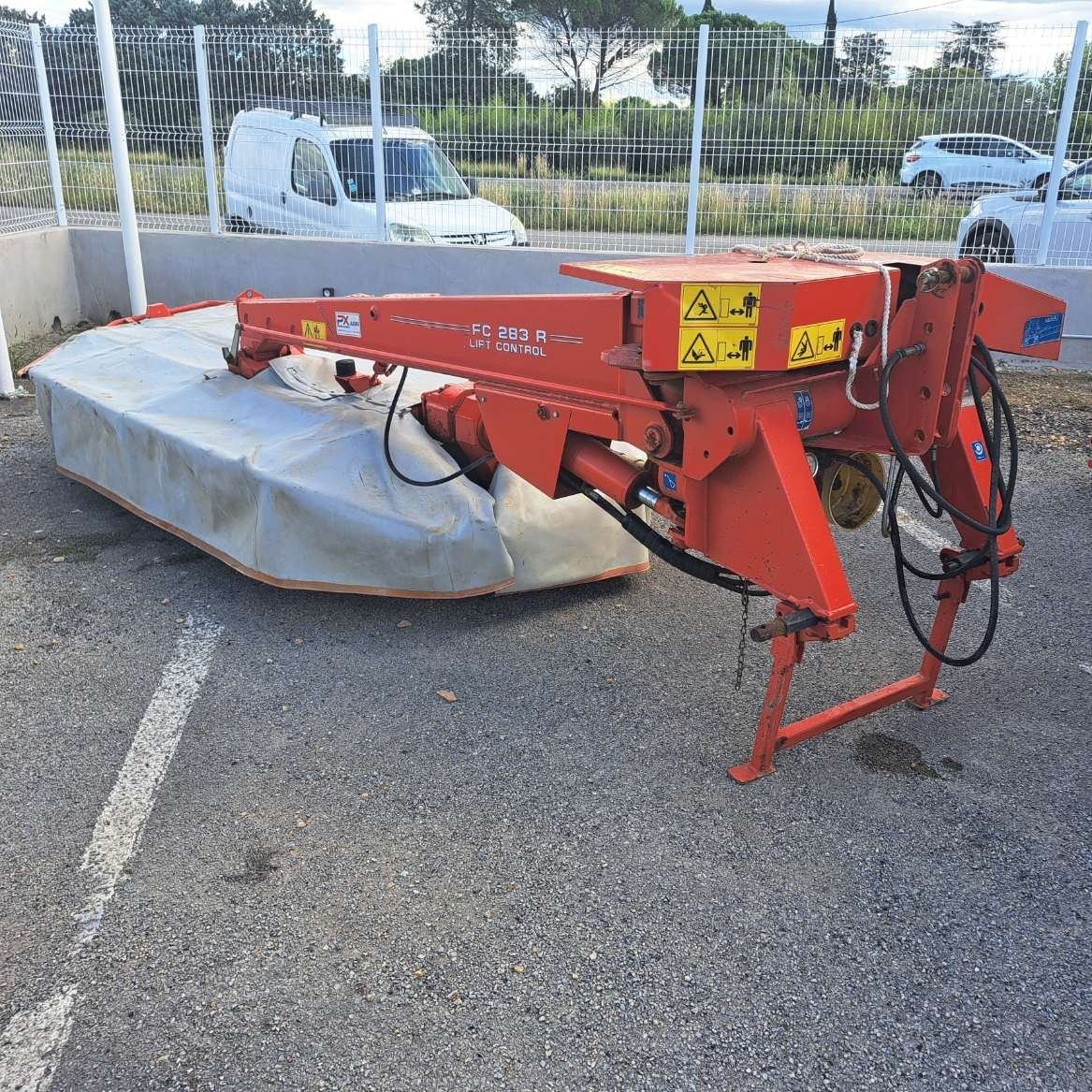 Mähwerk of the type Kuhn FC283 R, Gebrauchtmaschine in UCHAUD (Picture 1)