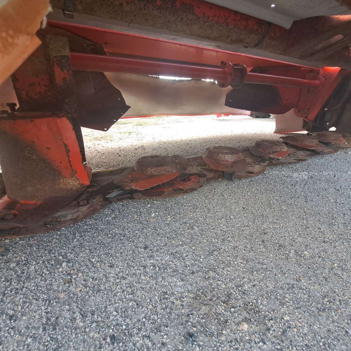 Mähwerk of the type Kuhn FC283 R, Gebrauchtmaschine in UCHAUD (Picture 6)