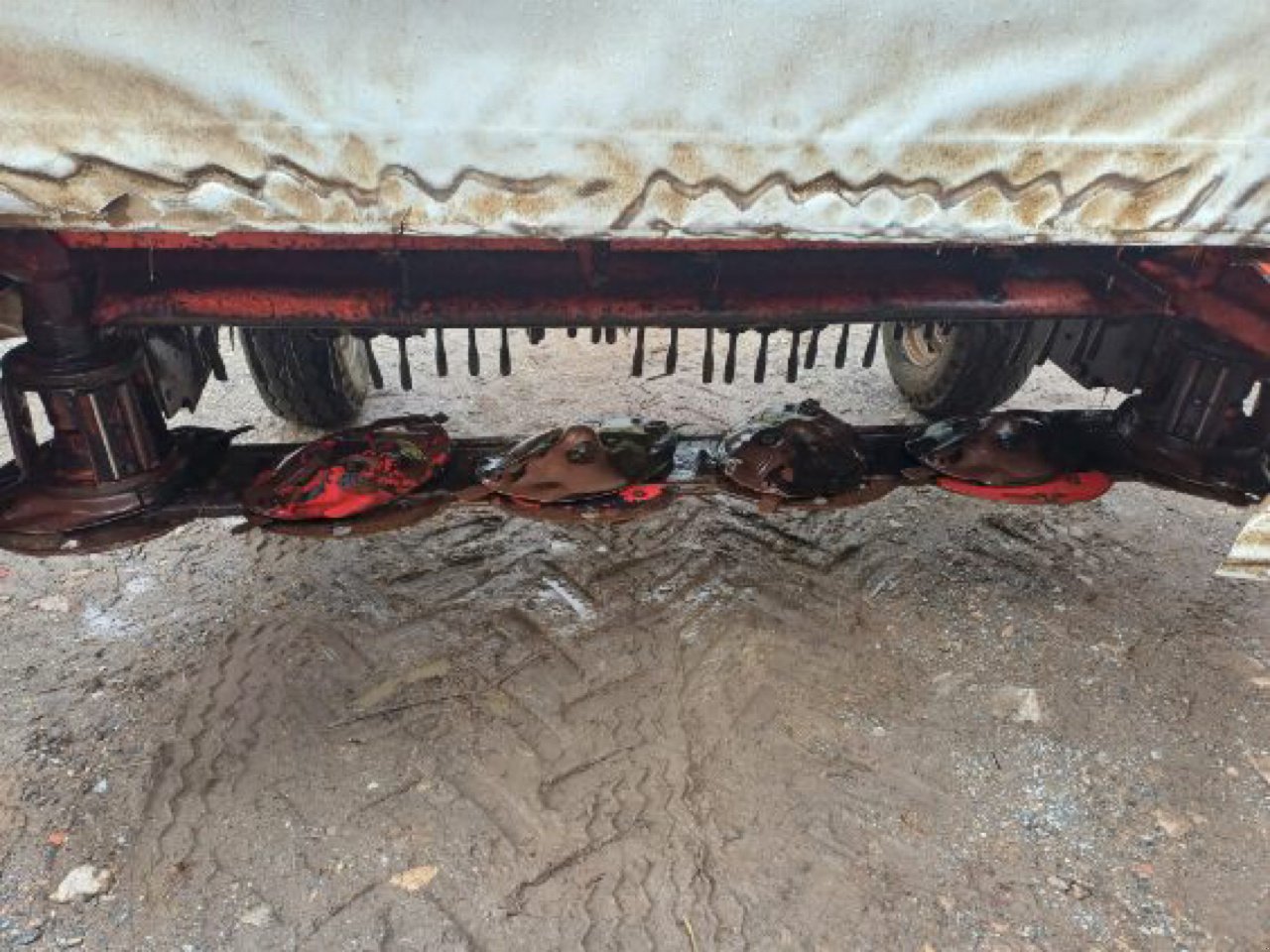 Mähwerk του τύπου Kuhn FC302G, Gebrauchtmaschine σε MORLHON LE HAUT (Φωτογραφία 7)