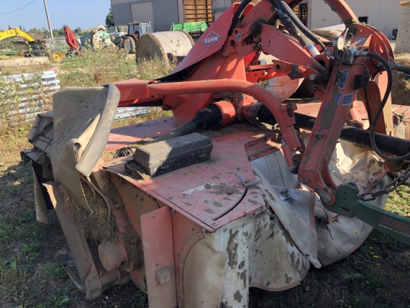 Mähwerk del tipo Kuhn FC3125FF, Gebrauchtmaschine In Varennes le Grand (Immagine 4)
