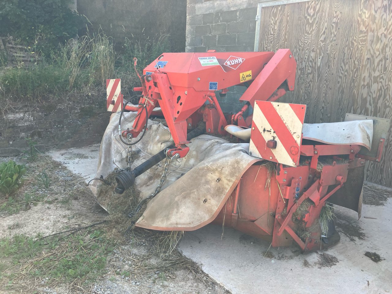 Mähwerk типа Kuhn FC313FF, Gebrauchtmaschine в MORLHON LE HAUT (Фотография 2)