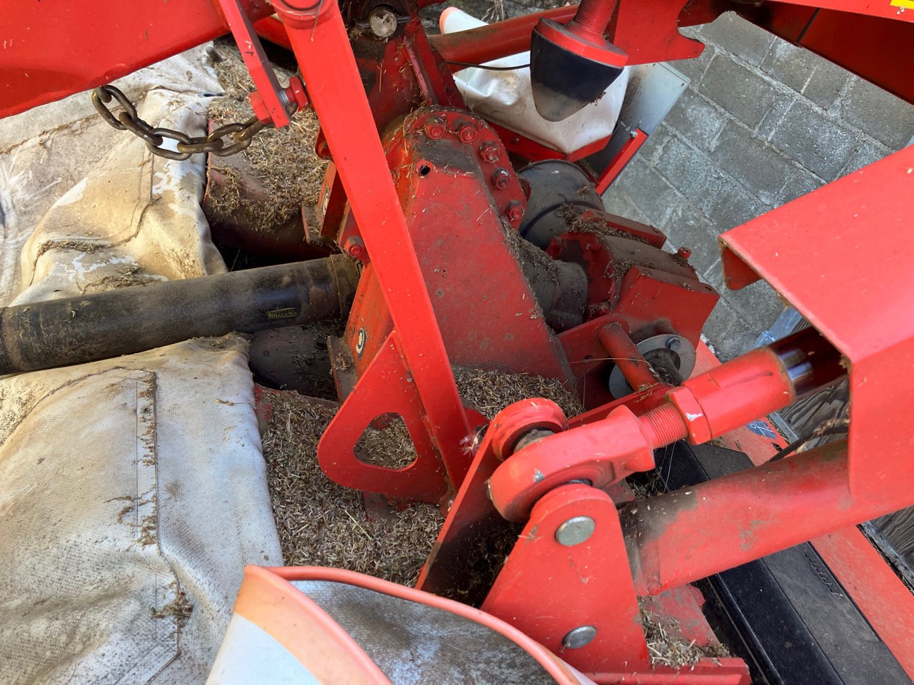 Mähwerk типа Kuhn FC313FF, Gebrauchtmaschine в MORLHON LE HAUT (Фотография 10)