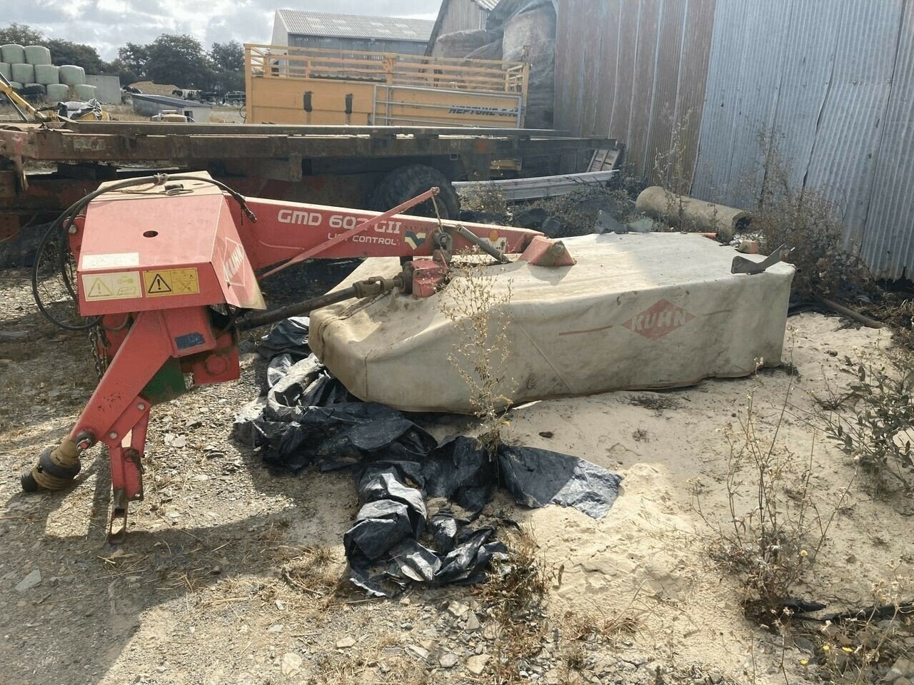 Mähwerk za tip Kuhn GIROFAUCHEUSE GMD 602, Gebrauchtmaschine u ST CLEMENT DE LA PLACE (Slika 2)