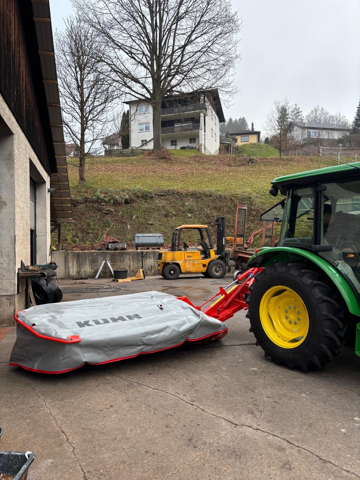 Mähwerk vrste Kuhn GMD 24, Neumaschine v Flörsbachtal (Slika 8)