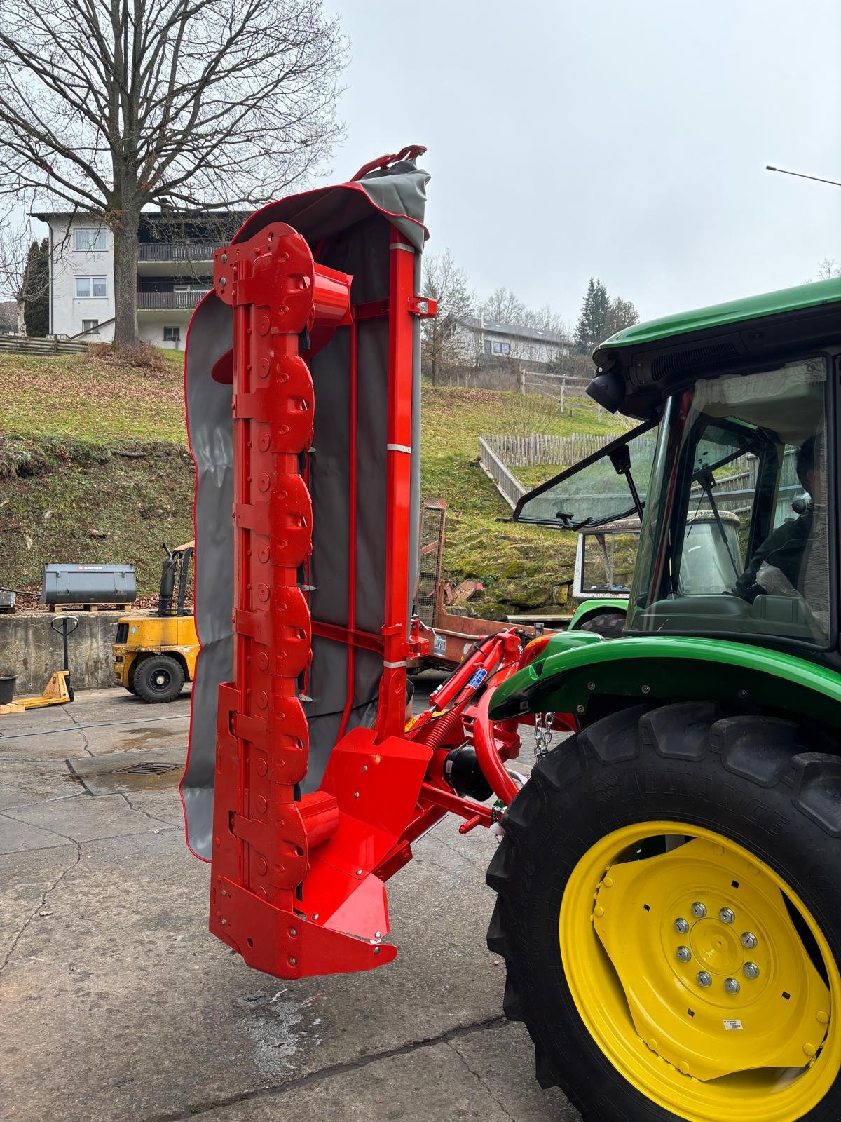 Mähwerk vrste Kuhn GMD 24, Neumaschine v Flörsbachtal (Slika 10)