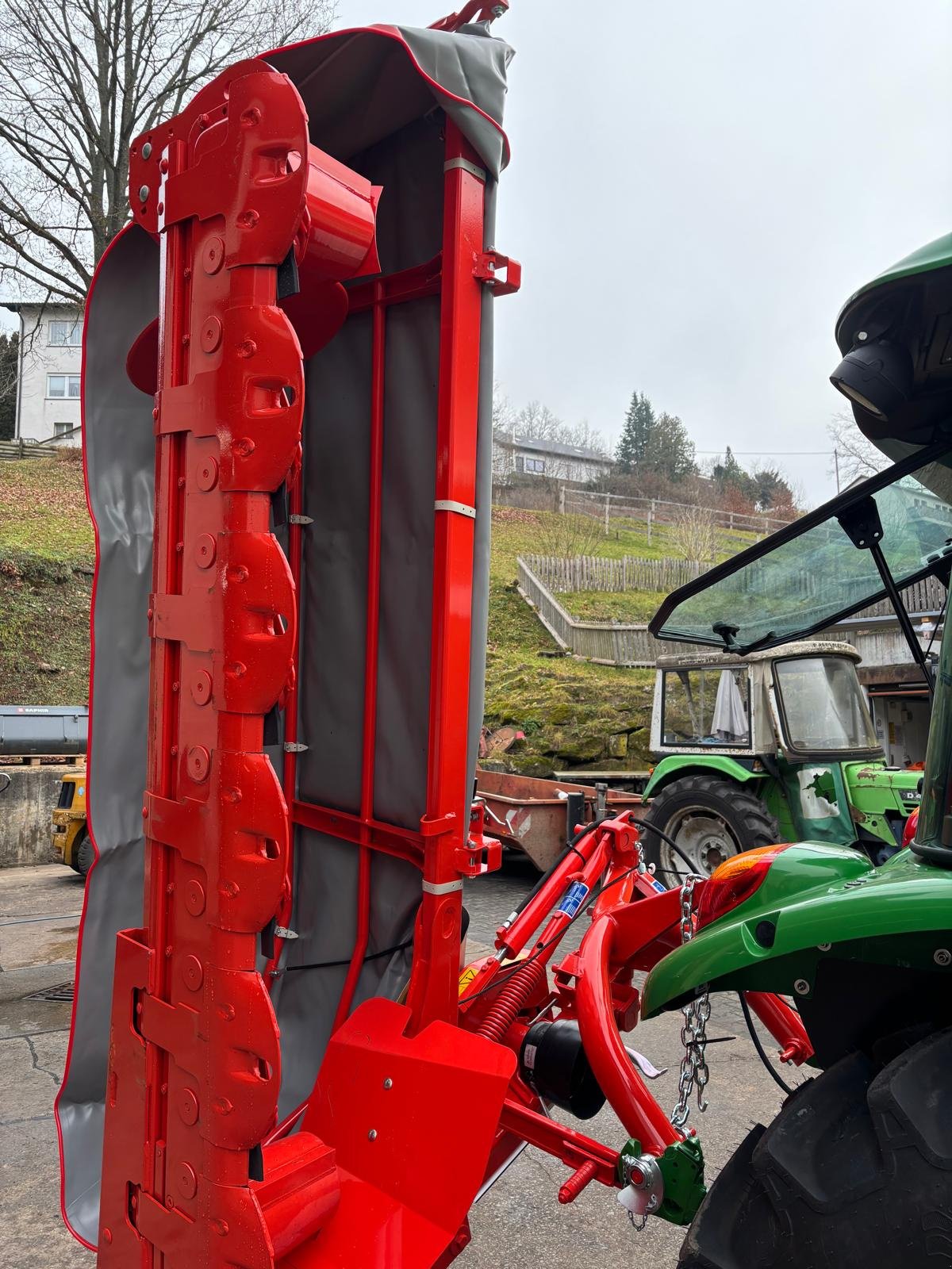 Mähwerk vrste Kuhn GMD 24, Neumaschine v Flörsbachtal (Slika 11)