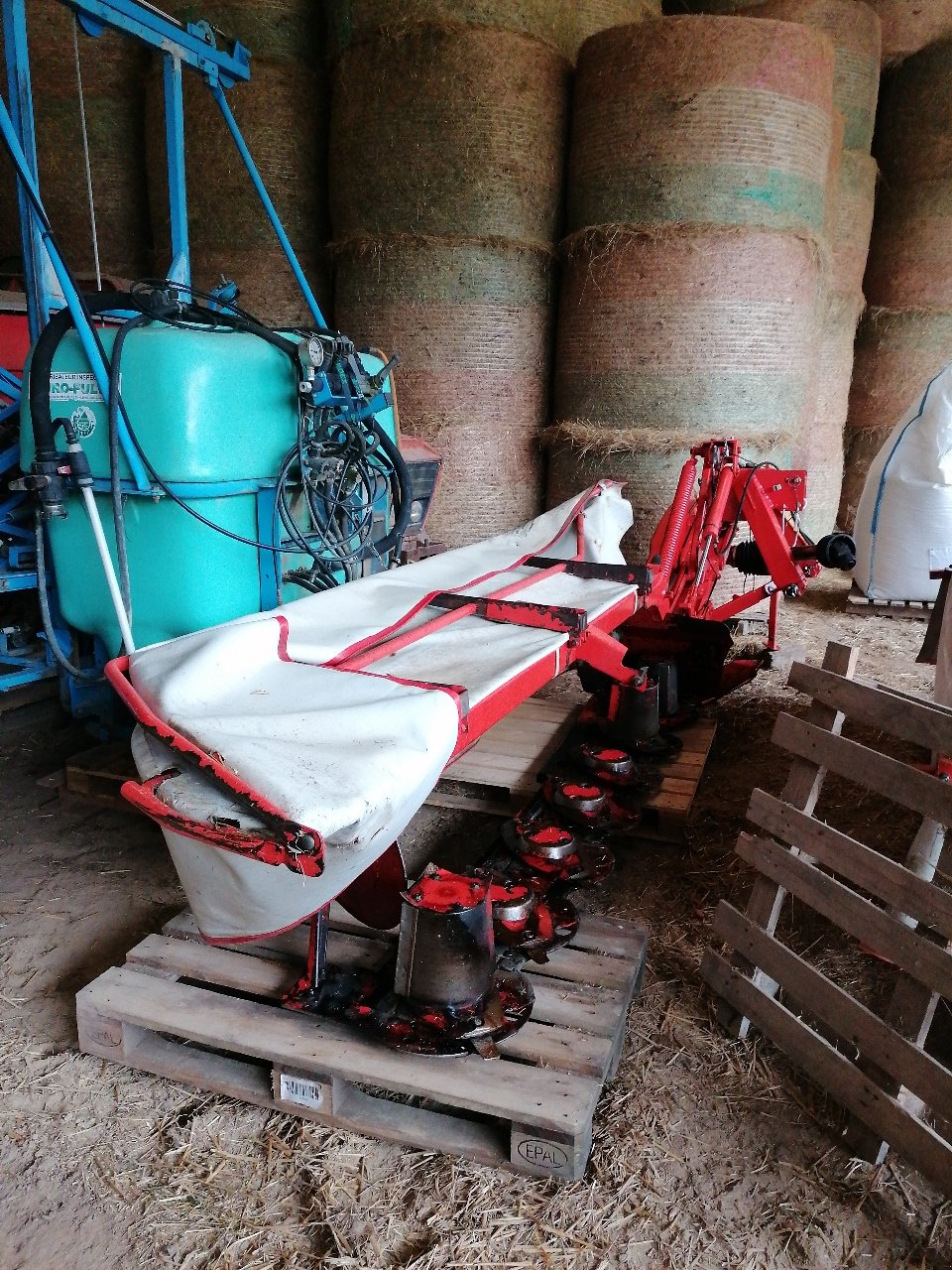 Mähwerk typu Kuhn GMD 280 FF, Gebrauchtmaschine v Saint-Nabord (Obrázek 5)