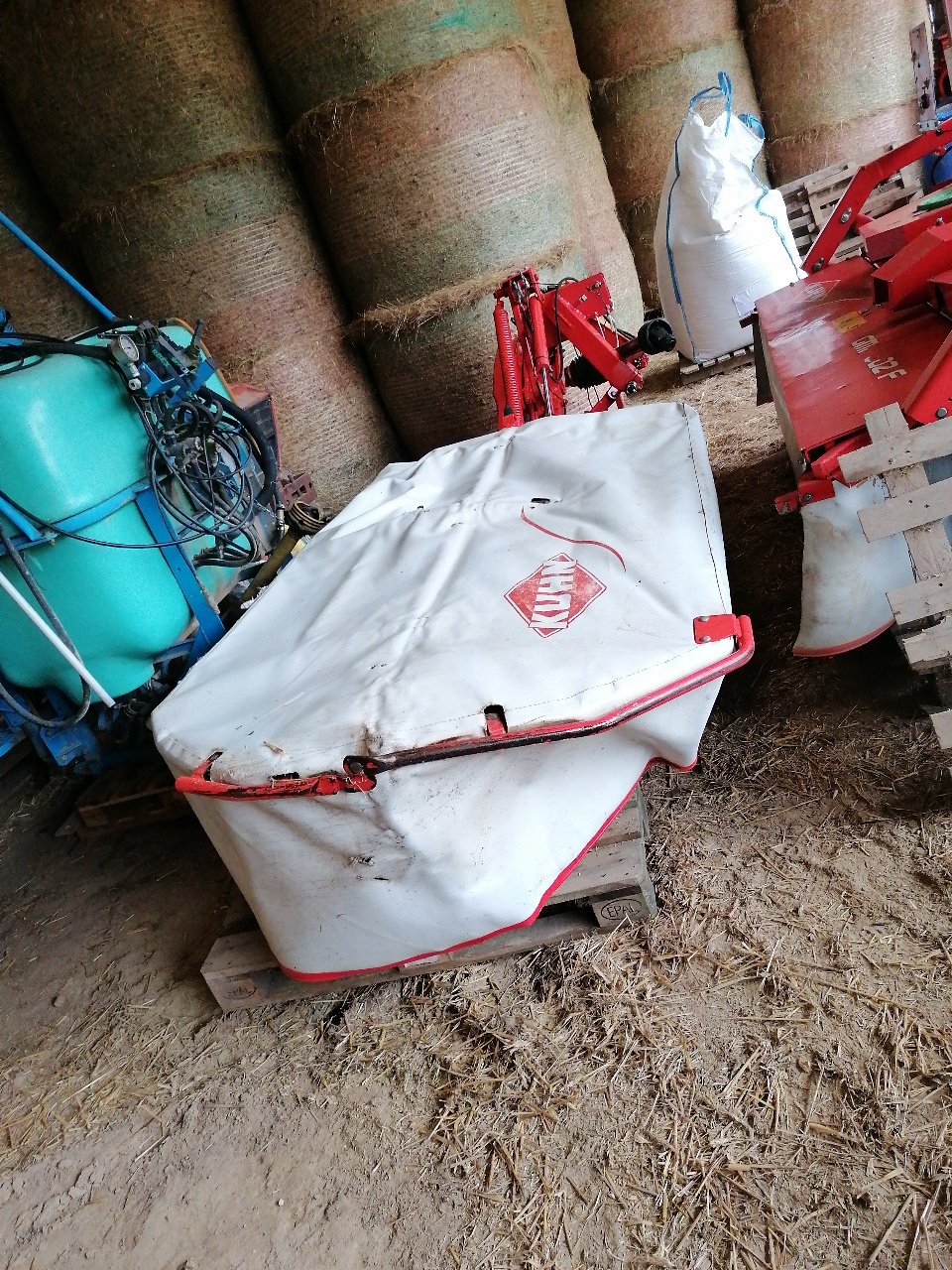 Mähwerk typu Kuhn GMD 280 FF, Gebrauchtmaschine v Saint-Nabord (Obrázek 3)