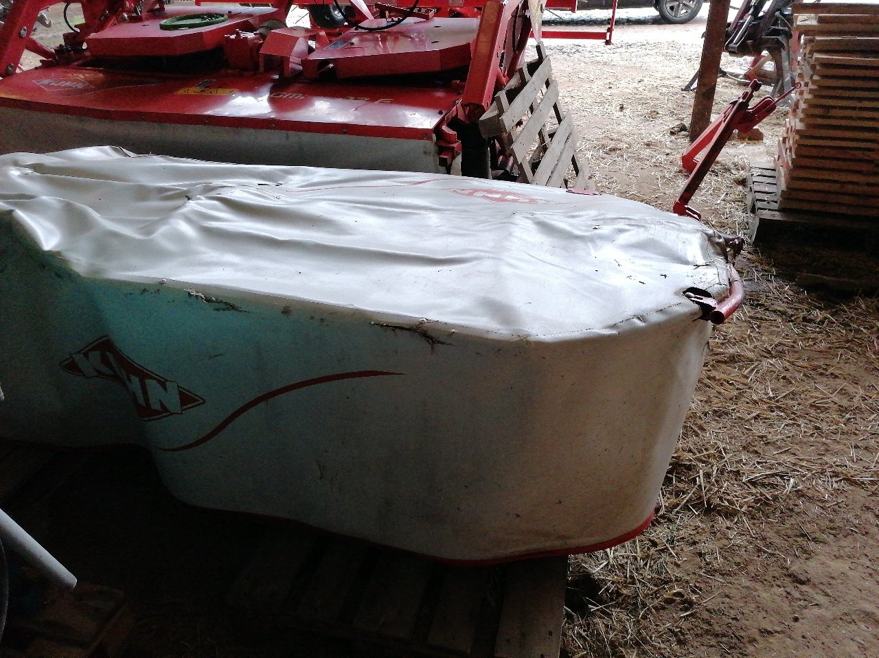 Mähwerk typu Kuhn GMD 280 FF, Gebrauchtmaschine v Saint-Nabord (Obrázek 4)