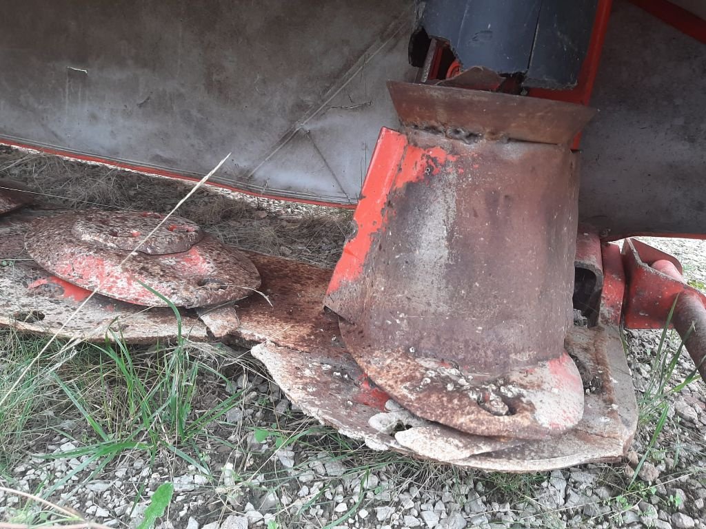 Mähwerk του τύπου Kuhn GMD 2810, Gebrauchtmaschine σε SAINT LOUP (Φωτογραφία 4)