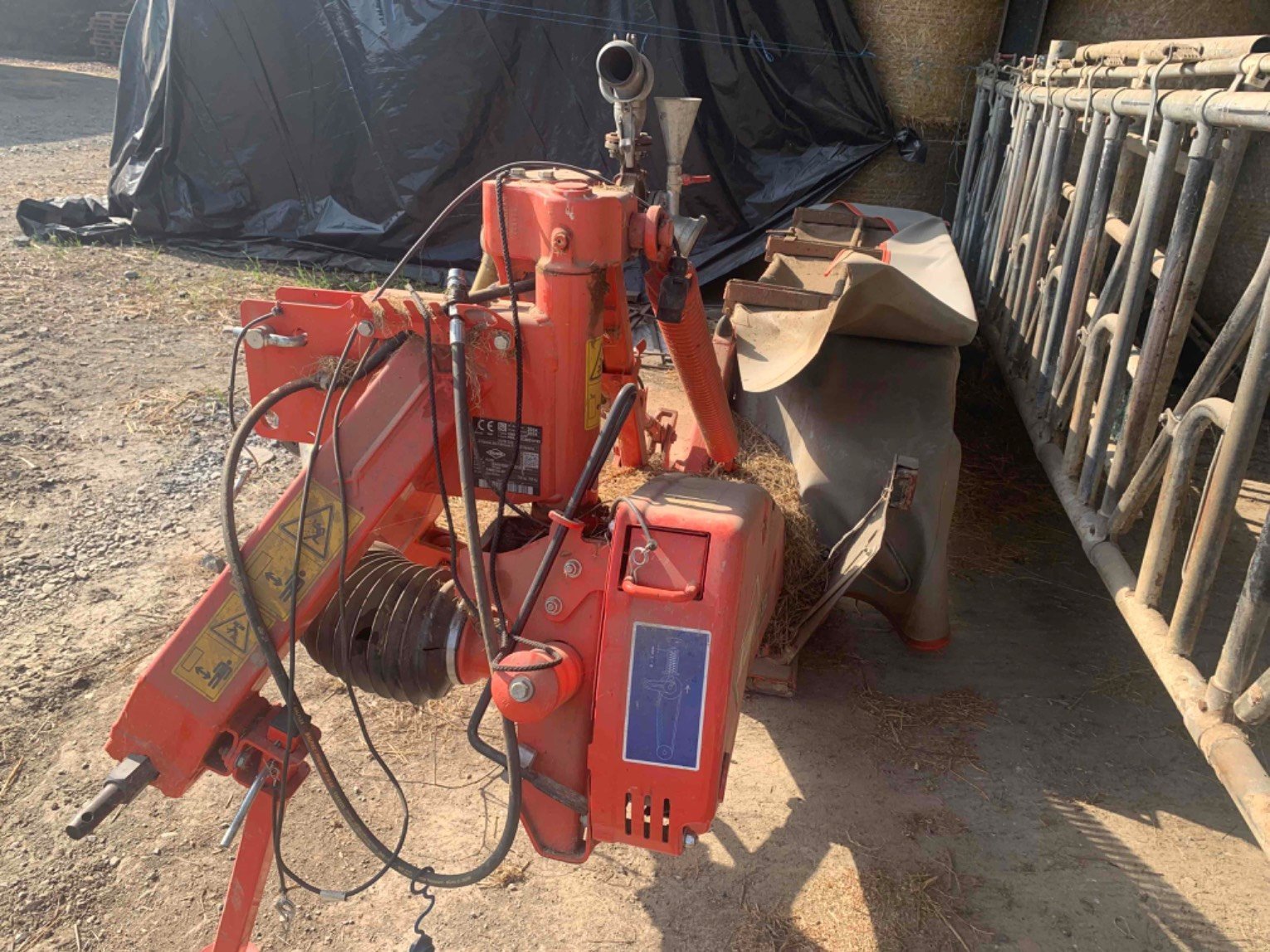 Mähwerk tipa Kuhn GMD 310 FF, Gebrauchtmaschine u ORLEIX (Slika 3)