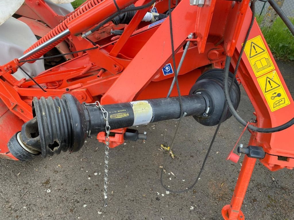 Mähwerk tip Kuhn GMD 310-FF, Gebrauchtmaschine in SAINT FLOUR (Poză 5)