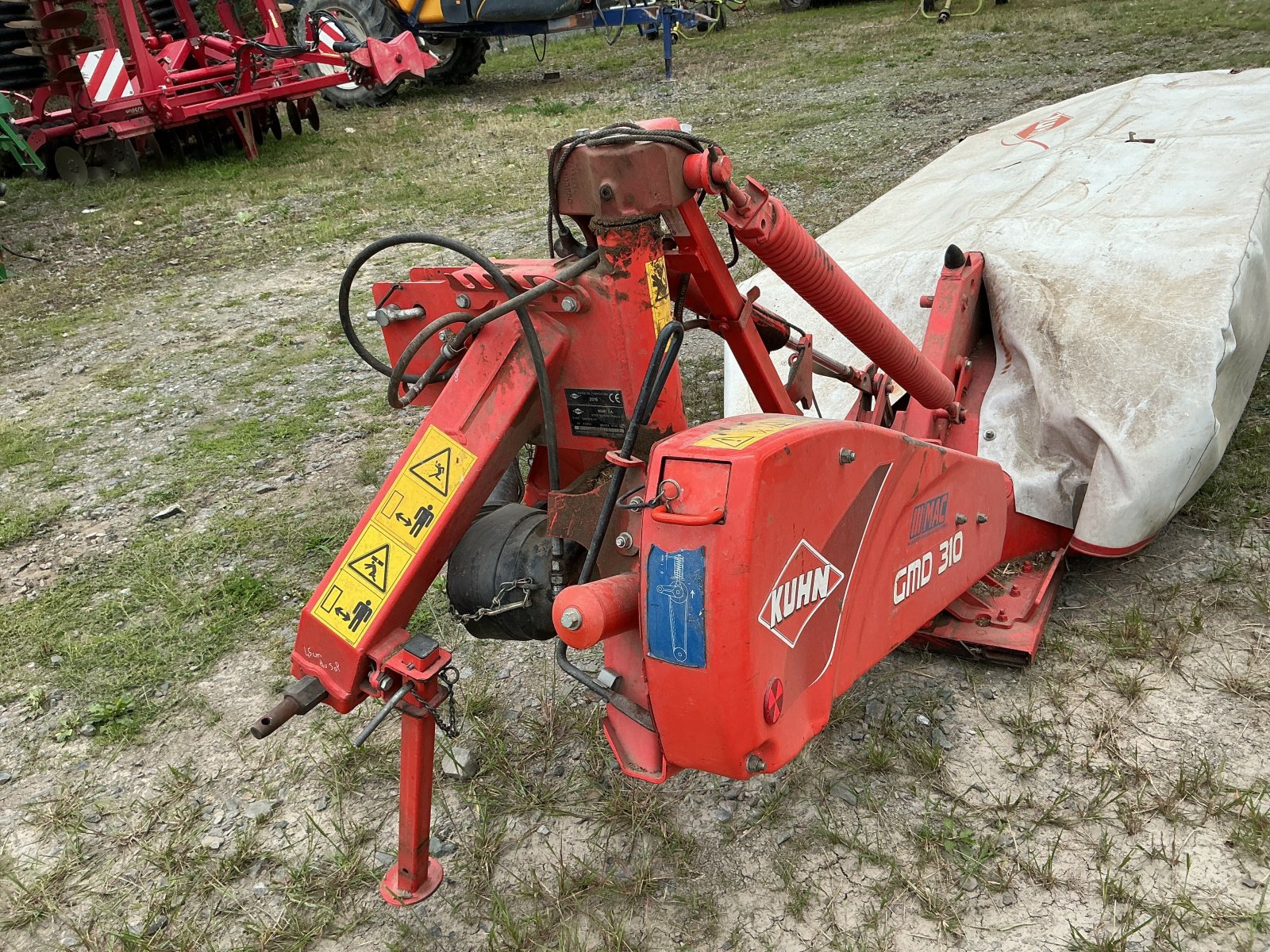 Mähwerk of the type Kuhn GMD 310 FF, Gebrauchtmaschine in ST CLEMENT DE LA PLACE (Picture 7)