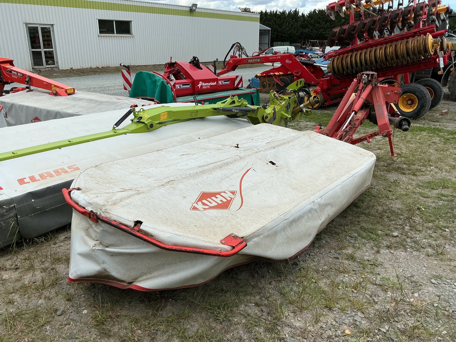 Mähwerk of the type Kuhn GMD 310 FF, Gebrauchtmaschine in ST CLEMENT DE LA PLACE (Picture 4)