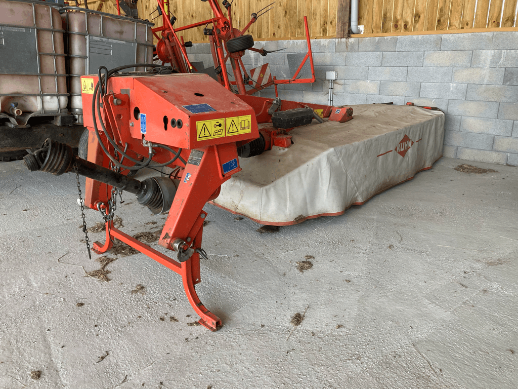 Mähwerk типа Kuhn GMD 3110 (C FAST FIT), Gebrauchtmaschine в CONDE SUR VIRE (Фотография 1)