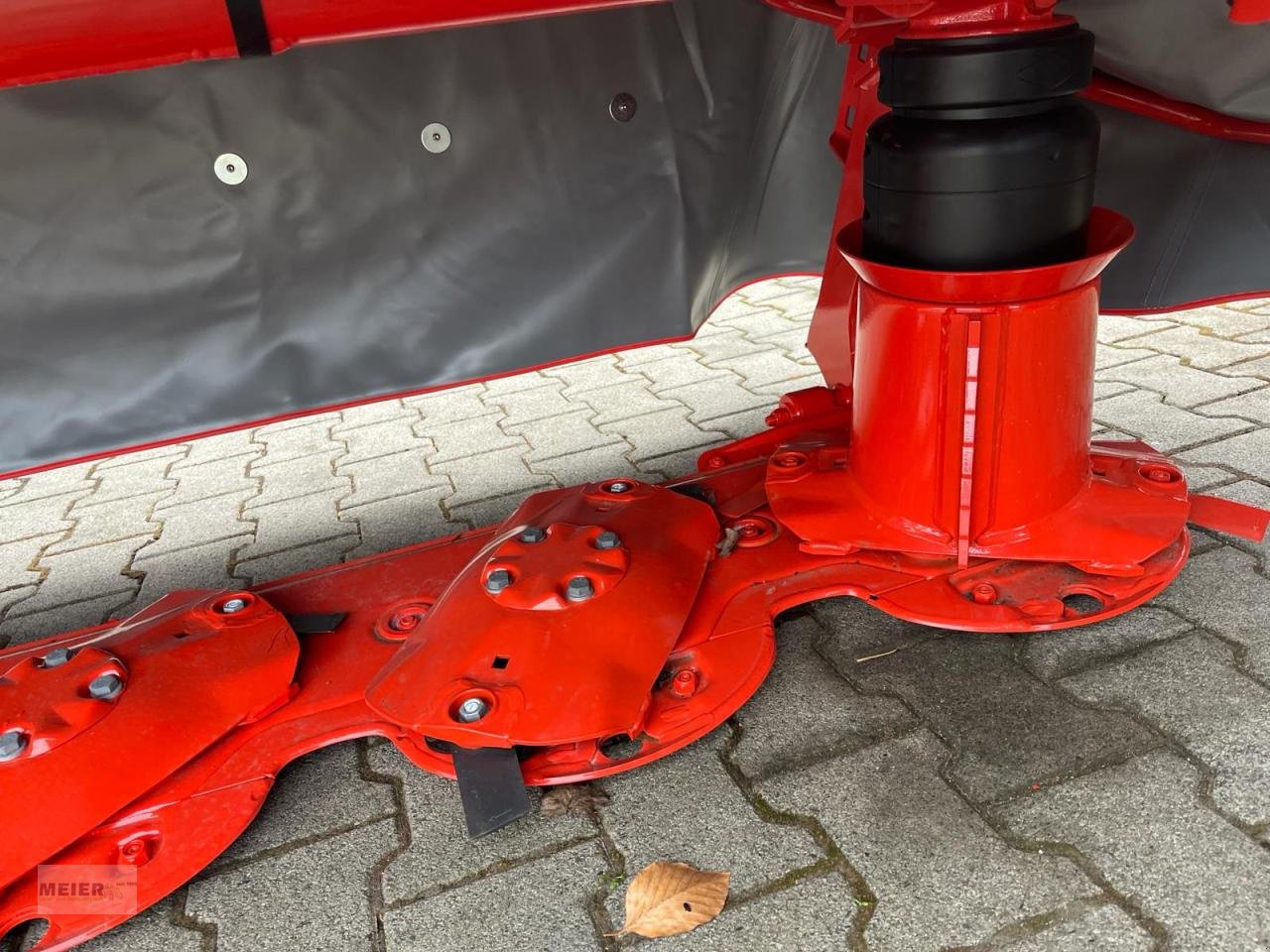 Mähwerk des Typs Kuhn GMD 3111 Liftcontrol, Neumaschine in Delbrück (Bild 4)