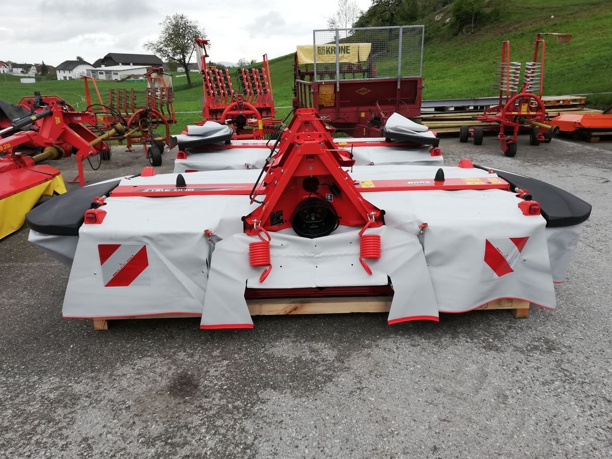 Mähwerk of the type Kuhn GMD 3121 F- FF 1000, Neumaschine in Grünbach (Picture 3)