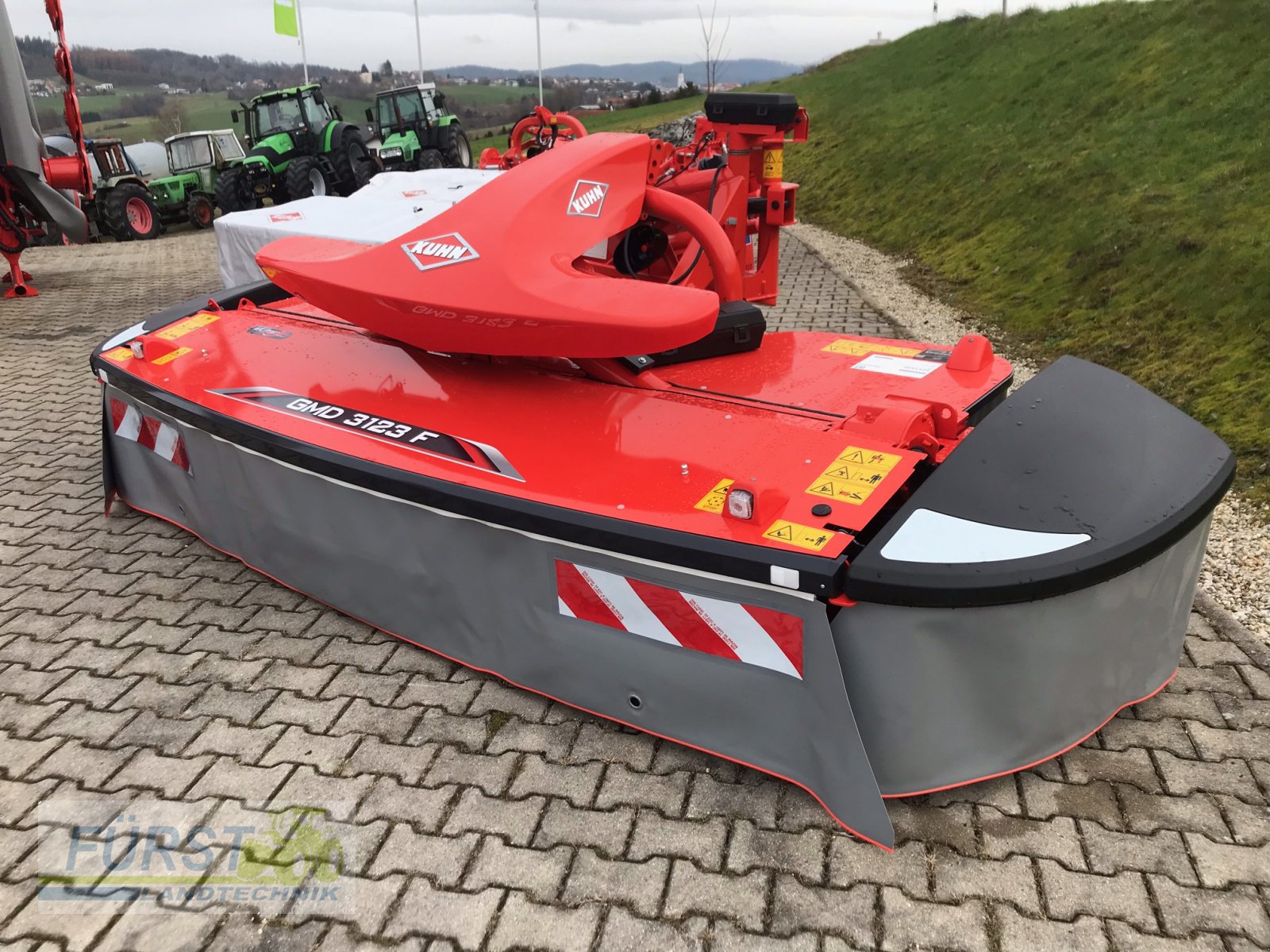 Mähwerk des Typs Kuhn GMD 3123 F-FF, Neumaschine in Perlesreut (Bild 2)