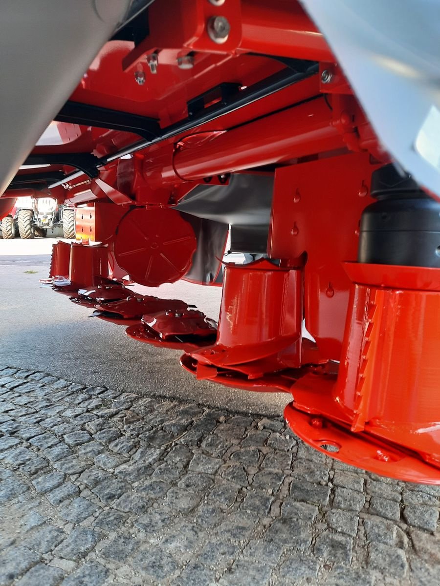 Mähwerk of the type Kuhn GMD 3123 F, Neumaschine in Berndorf (Picture 3)