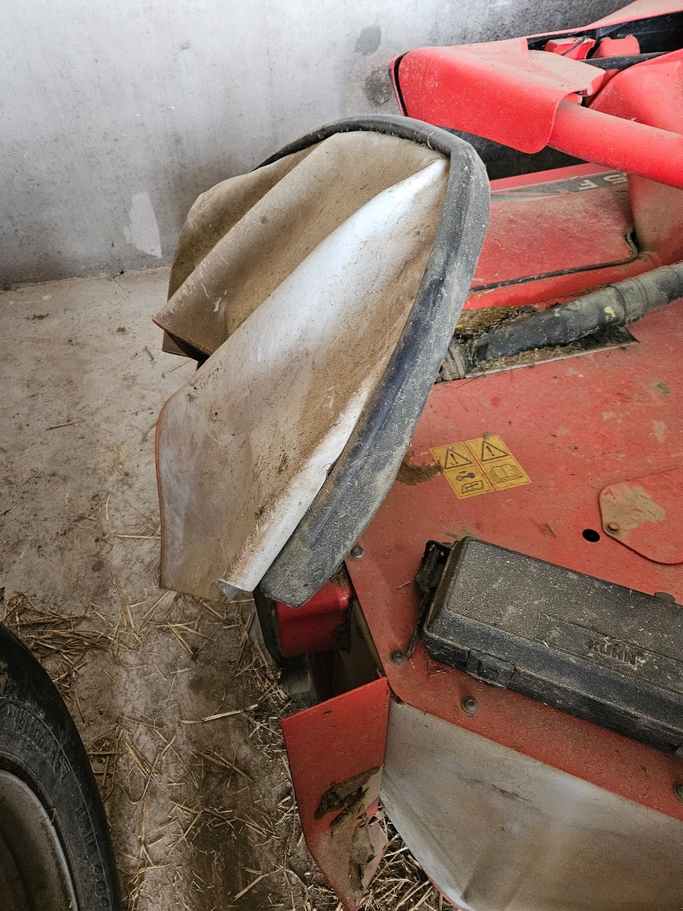 Mähwerk des Typs Kuhn GMD 3125 F-FF, Gebrauchtmaschine in MANDRES-SUR-VAIR (Bild 5)