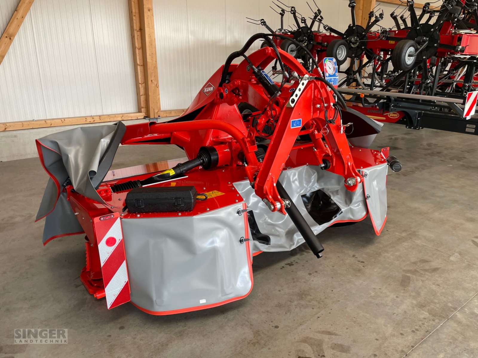 Mähwerk of the type Kuhn GMD 3125 F-FF, Neumaschine in Ebenhofen (Picture 4)
