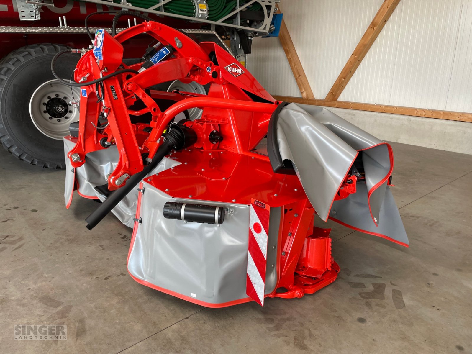 Mähwerk of the type Kuhn GMD 3125 F-FF, Neumaschine in Ebenhofen (Picture 6)