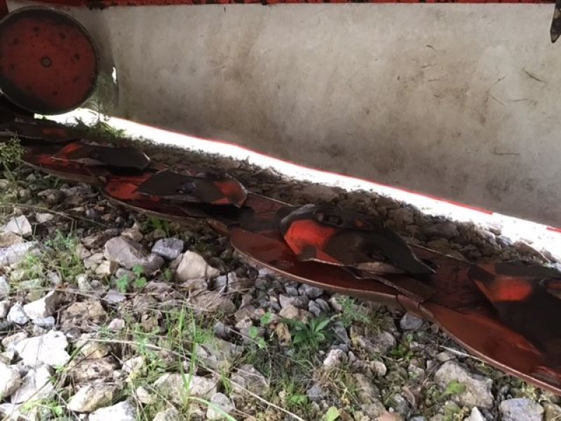 Mähwerk typu Kuhn GMD 3510 lift control, Gebrauchtmaschine v Condeissiat (Obrázek 5)