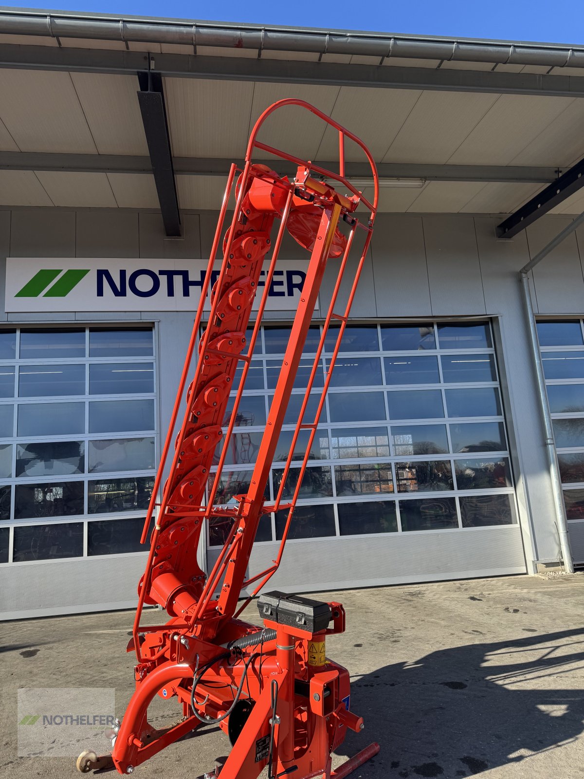 Mähwerk of the type Kuhn GMD 355 FF, Neumaschine in Pforzen (Picture 8)