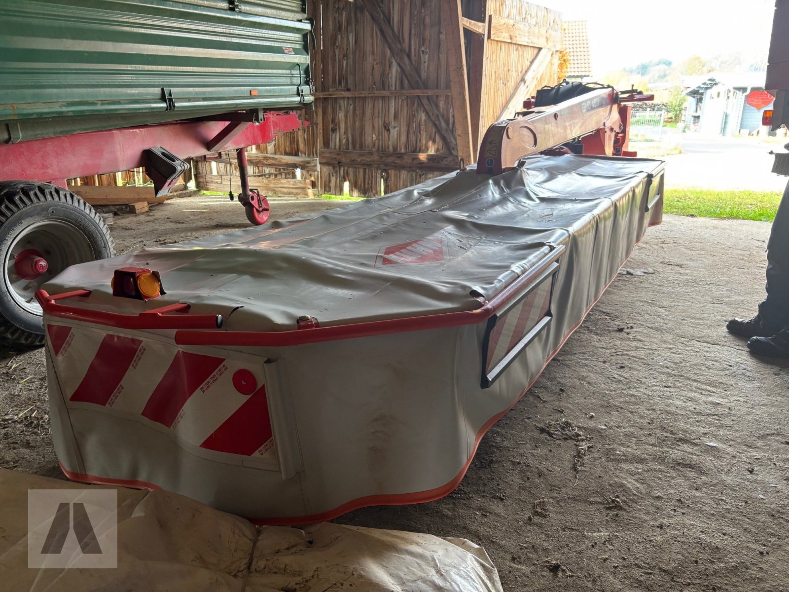 Mähwerk des Typs Kuhn GMD 4010 FF, Gebrauchtmaschine in Langweid am Lech (Bild 5)