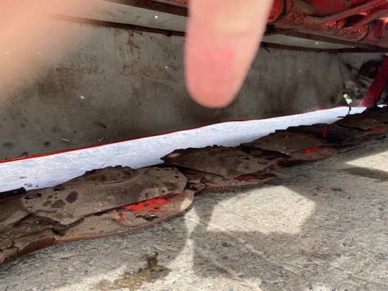 Mähwerk του τύπου Kuhn GMD 4010, Gebrauchtmaschine σε Dol-de-Bretagne (Φωτογραφία 3)