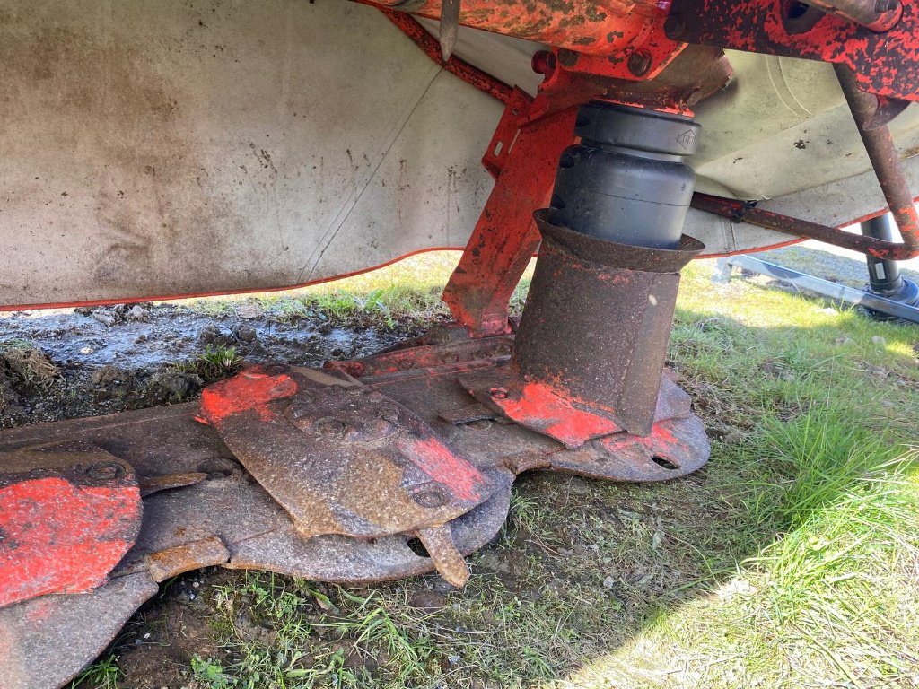 Mähwerk типа Kuhn GMD 4011 FF, Gebrauchtmaschine в GUERET (Фотография 9)