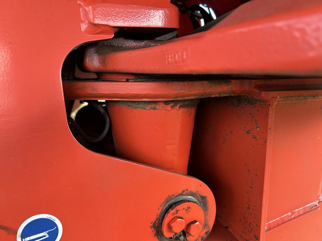 Mähwerk of the type Kuhn GMD 4011 FF, Gebrauchtmaschine in MEYMAC (Picture 9)