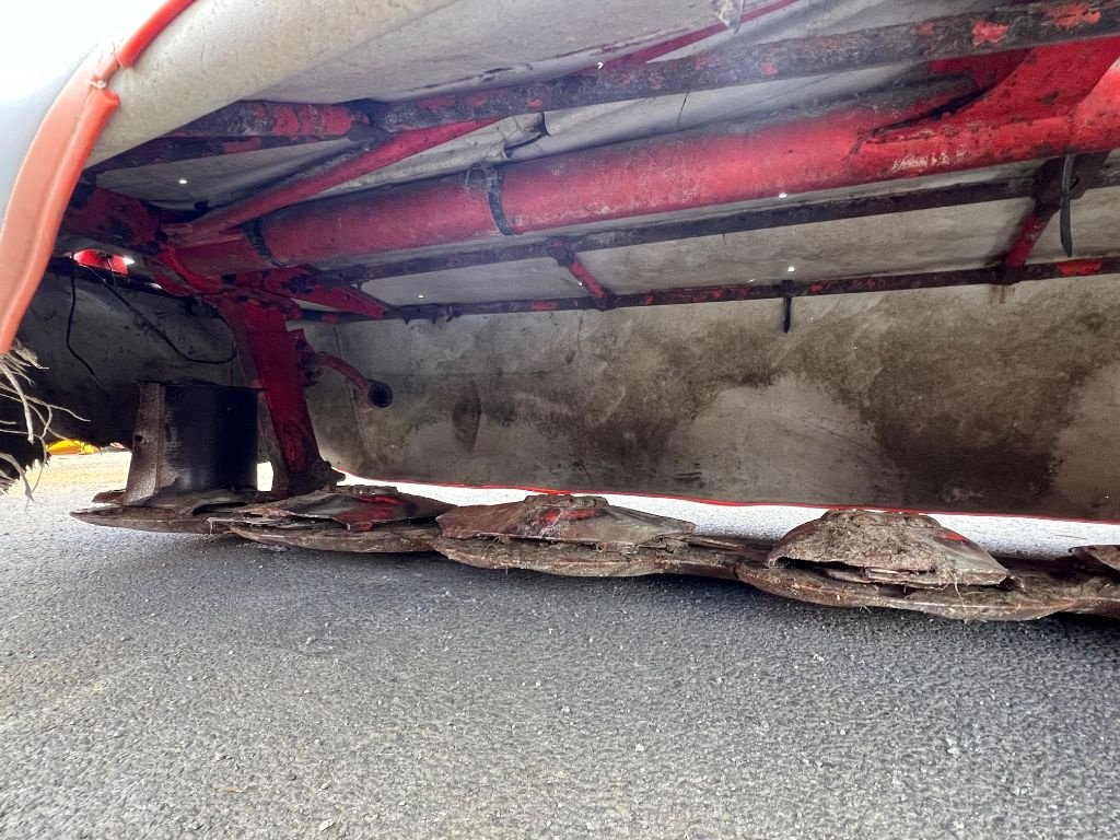 Mähwerk typu Kuhn GMD 4011 FF, Gebrauchtmaschine v Dol-de-Bretagne (Obrázek 5)