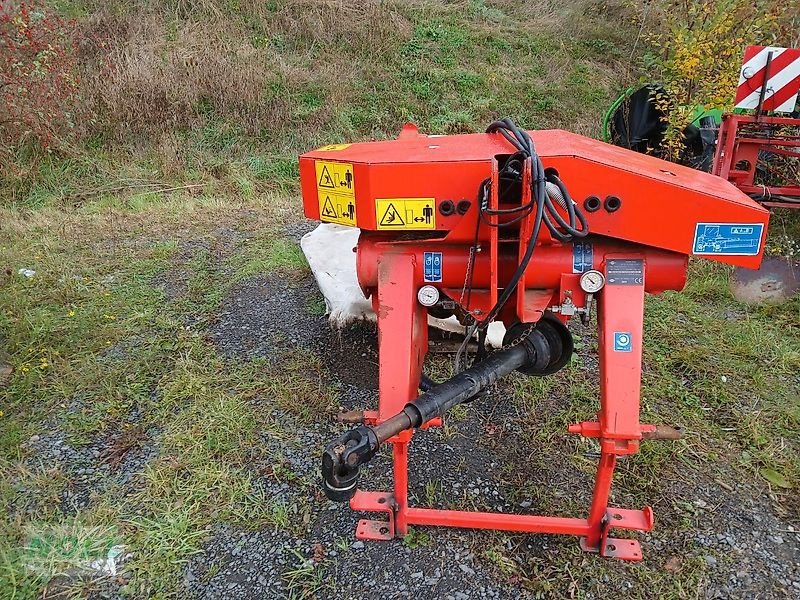 Mähwerk типа Kuhn GMD 4410 FF, Gebrauchtmaschine в Limburg (Фотография 3)