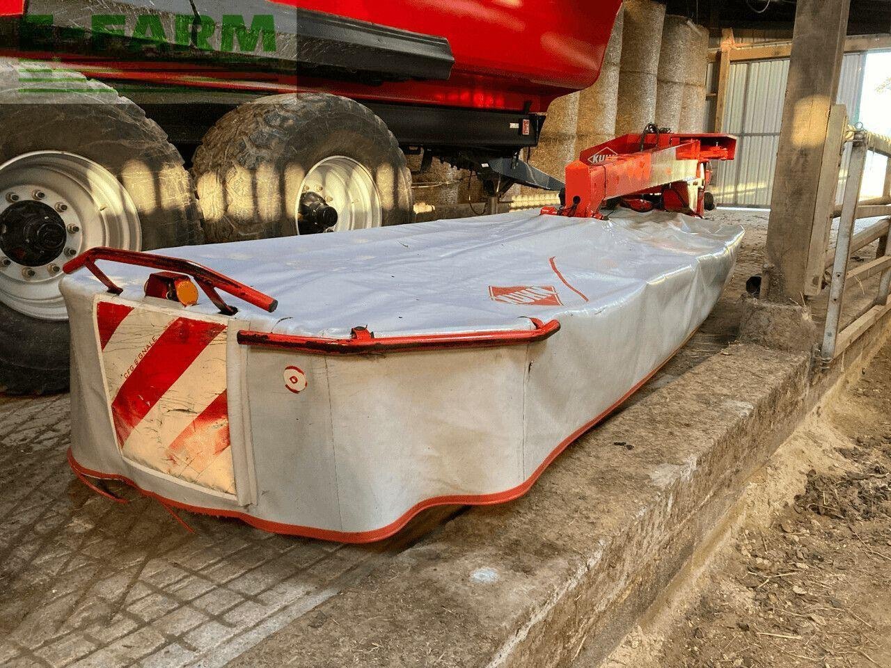 Mähwerk del tipo Kuhn gmd 4410, Gebrauchtmaschine en PLOUIGNEAU (Imagen 3)