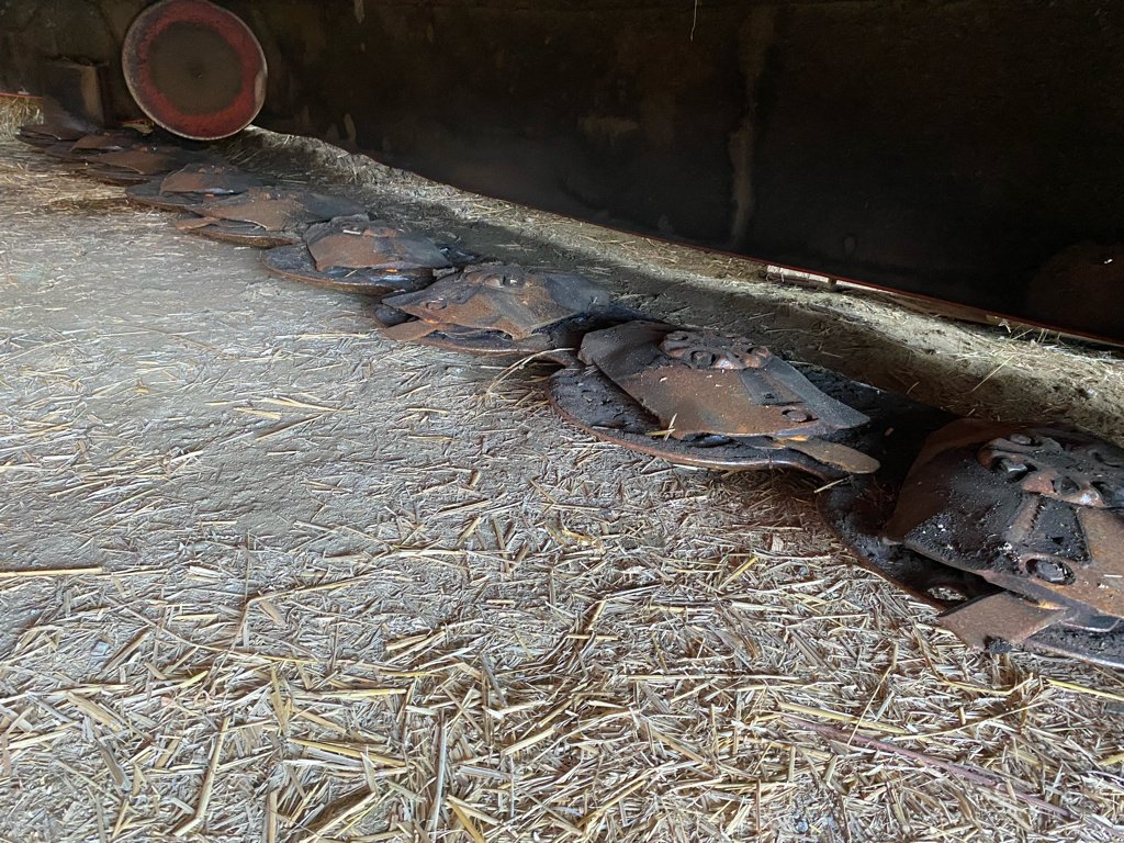 Mähwerk typu Kuhn GMD 4411-FF, Gebrauchtmaschine v YTRAC (Obrázek 11)