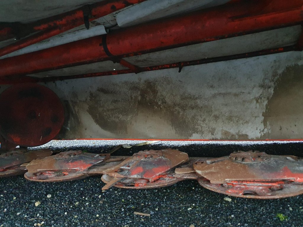 Mähwerk типа Kuhn Gmd 4411, Gebrauchtmaschine в VALOGNES (Фотография 4)