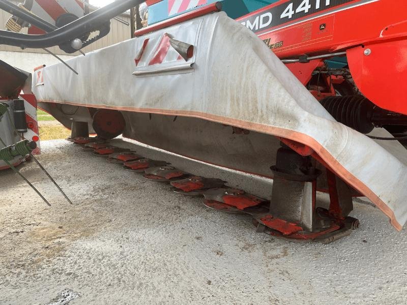 Mähwerk типа Kuhn GMD 4411, Gebrauchtmaschine в LE PONT CHRETIEN (Фотография 2)