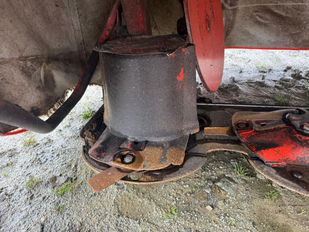 Mähwerk Türe ait Kuhn GMD 4411, Gebrauchtmaschine içinde GUERET (resim 8)